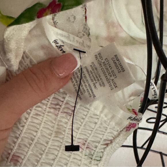 For Love and Lemons Celia Strawberry Printed Top S - Picture 8 of 10